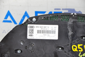 Instrument cluster Audi Q5 8R 13-17 98k, scratches