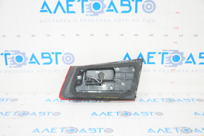 Light inside trunk lid left BMW 5 G30 17-20 scratches