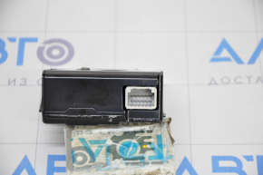 Toyota Highlander 14-19 Lane Keeping Camera on Windshield