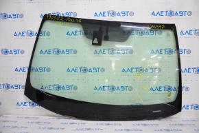 Windshield Toyota Highlander 14-15 for camera, with heated wiper area
