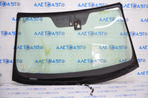 Windshield Toyota Highlander 14-15 for camera, with heated wiper area