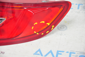 Right headlight Lincoln MKC 15 - scratches