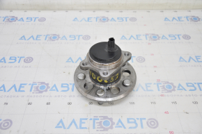 Rear left hub Lexus ES300h ES350 13-18