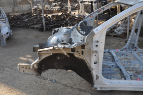 Front left quarter Toyota Highlander 14-19 on the body, white