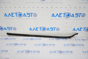 Left windshield molding torn Toyota Highlander 14-19