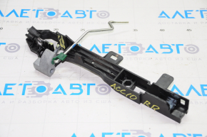 Honda Accord 18-22 rear right door handle mechanism with rod