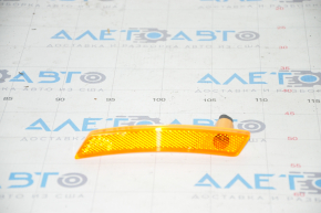 Reflector on the wing front right Mini Cooper Clubman R55 07-14