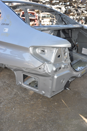 Quarter wing rear left BMW 5 G30 17-23 silver, on the body