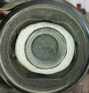 Lower front left arm Lincoln MKC 15 - cracked silent block and boot, torn silent block