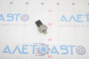 Fuel pressure sensor Lincoln MKC 15- on the fuel line