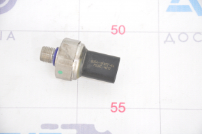 Fuel pressure sensor Lincoln MKC 15- on the fuel line
