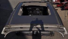Metal roof Lincoln MKC 15 - for panoramic view, on the body