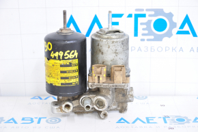 Brake booster Toyota Prius 30 10-15 chip is broken