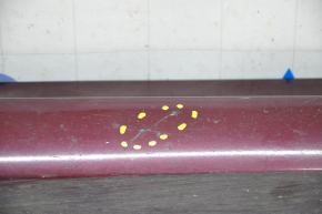 Right threshold Toyota Avalon 13-18 red 3T0, scratches, broken, dented, torn