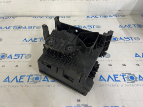 Underhood fuse box VW Jetta 11-18 USA 1.4 broken mount, no cover