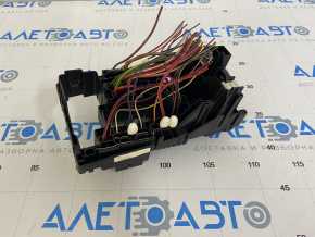 Underhood fuse box VW Jetta 19- without cover, without housing