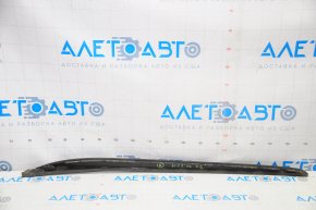 Windshield molding left Kia Optima 16- scratches