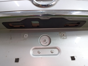 Trunk door complete with glass Nissan Rogue 17-20 silver K23, with molding, with emblems, (SL), with tilt sensors, with wiring