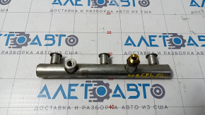 Fuel rail left Porsche Cayenne 958 11-17 Hybrid without sensor