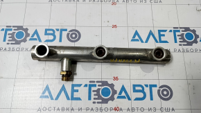 Fuel rail right Porsche Cayenne 958 11-17 Hybrid