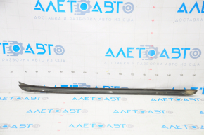 Windshield molding right Cadillac CTS 14- scratches