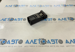 Ford Escape MK4 20- Hazard Light Button