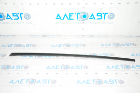 Windshield molding right VW Tiguan 09-17