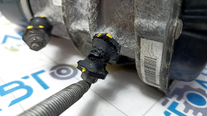 Power steering pump Porsche Cayenne 958 11-17 Hybrid broken fasteners