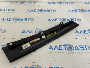 Door trim side front right VW Passat b8 16-19 USA scratches