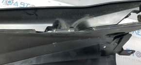 Windscreen wiper grille plastic Toyota Camry v70 18-24 chips, cracks