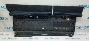 Lexus CT200h 11-17 battery cover black, broken mount