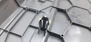 Lexus CT200h 11-17 battery cover black, broken mount