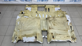 Rear floor covering Porsche Cayenne 958 11-14 tears