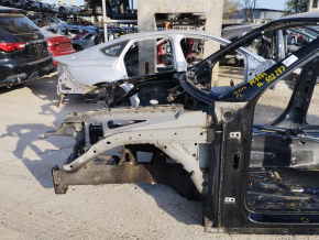 Front left quarter Porsche Cayenne 958 11-14 pre-rest, black on the body, bumps