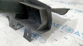 Air duct front bumper lower central Dodge Durango 14-20 tears, pressed