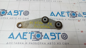 Bracket for the right intake pipe Porsche Cayenne 958 11-17