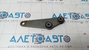 Bracket for the right intake pipe Porsche Cayenne 958 11-17