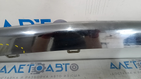 Molding front bumper central Dodge Durango 14-20 chrome, sand, cracks, broken fasteners