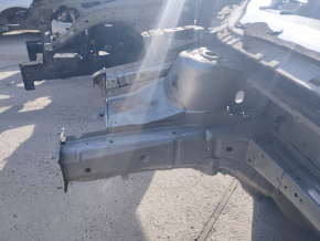 Front right quarter Ford Escape MK3 17-19 rest silver, on the body