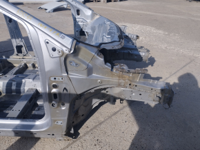 Front right quarter Ford Escape MK3 17-19 rest silver, on the body