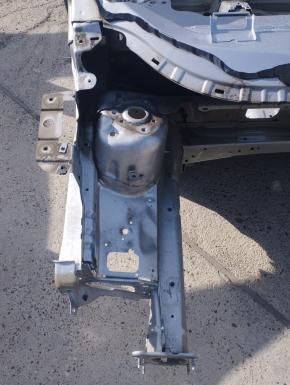 Front right quarter Ford Escape MK3 17-19 rest silver, on the body
