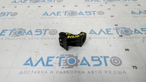 Rear bumper mount left under the light Dodge Durango 14-
