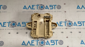 Lexus RX400h 04-09 Trunk Fuse Box