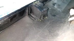 Left threshold Kia Niro 17-22 HEV, PHEV structure, broken fastener, scratches