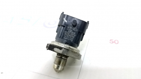 Fuel pressure sensor Kia Niro 17-22 HEV, PHEV on the fuel rail