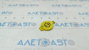 Dodge Challenger 09- Washer Reservoir Cap