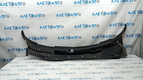 Wiper grille plastic Dodge Challenger 09 - seal dried out, fastener broken