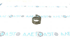 Fuel injector mounting bracket Audi A3 8V 15-16 1.8T