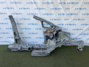 Front left quarter Toyota Prius 30 10-15 green, with central pillar