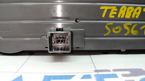 GMC Terrain 18-auto climate control, chrome peeling